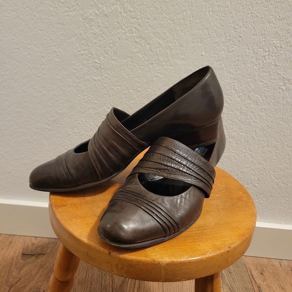 2 For $20- Brown Vintage Leather Mary Jane Style Heels